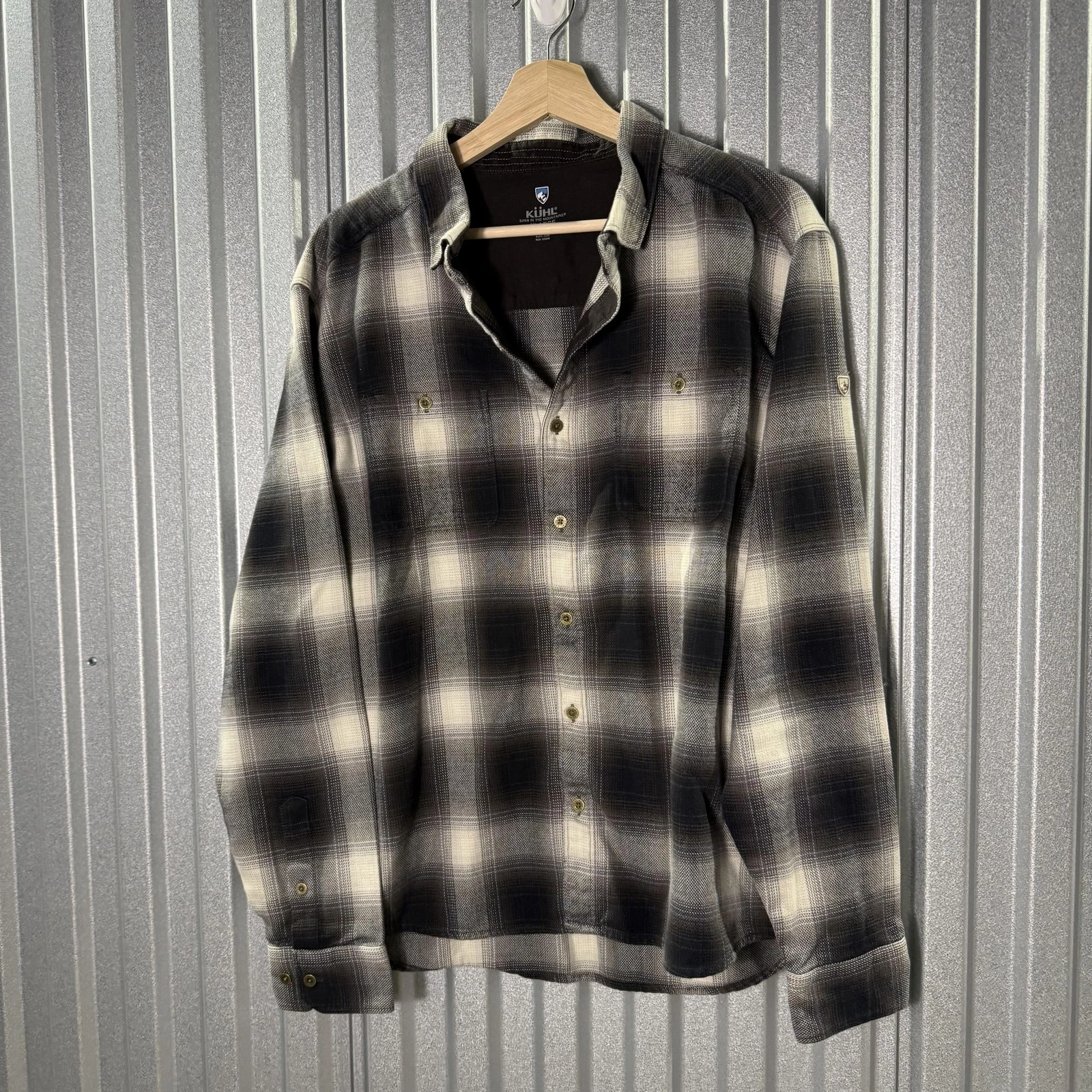 Kuhl Shirt Mens XL Gray Plaid Long Sleeve Button Up Flannel Casual Outdoor