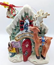 NEW RARE Blue Sky Clayworks REINDEER COTTAGE Christmas Candle TeaLight House NWT
