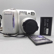 Nikon Digital Camera Coolpix 885 3.2MP Silver Tested