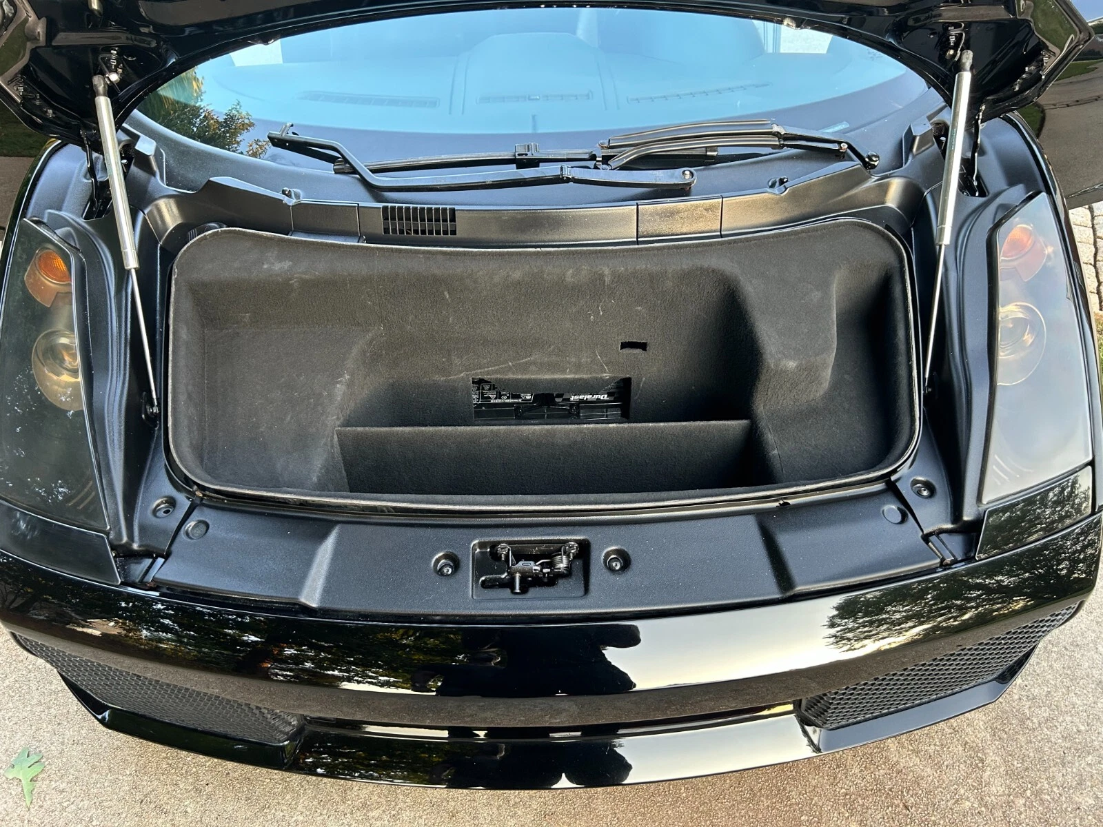 Lamborghini Gallardo Frunk View