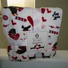 Dachshund Dogs Valentine Love X   x    Hearts Polyester Plush Throw 50" x 60" NIP