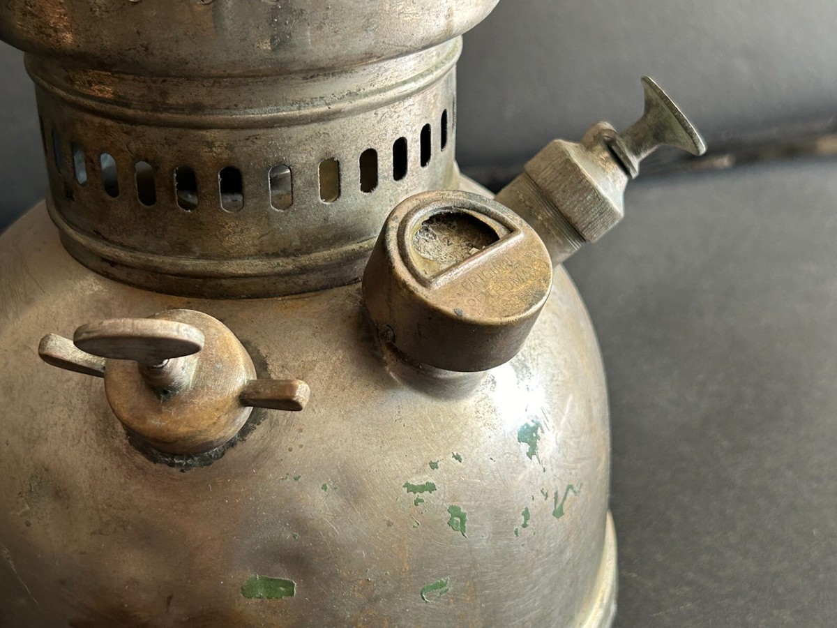 OLD VINTAGE ORIGINAL PETROMAX NO.826 KEROSENE LANTERN LAMP