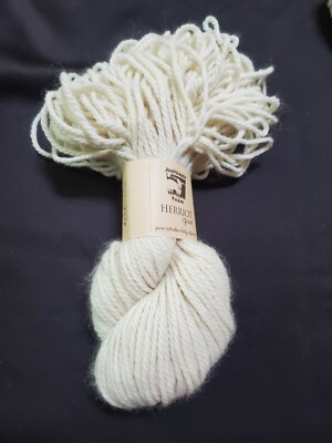 Juniper Moon Farm Herriot Great #100 100% baby alpaca yarn Off White 131 yards