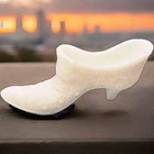 VINTAGE FENTON Pressed MILK Glass SHOE Slipper Daisy & Button Design Figurine