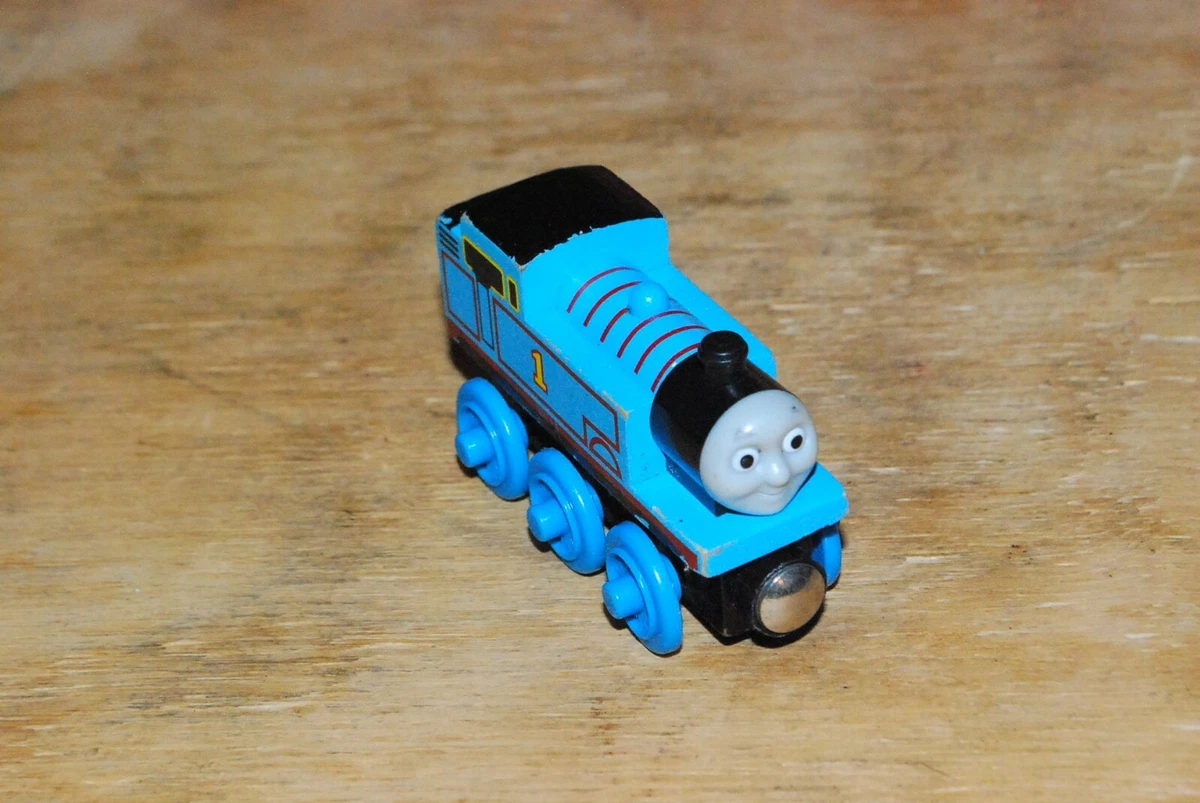 2003 TOMY UK THOMAS WOODEN TRAIN. THOMAS AND FRIENDS. eBay
