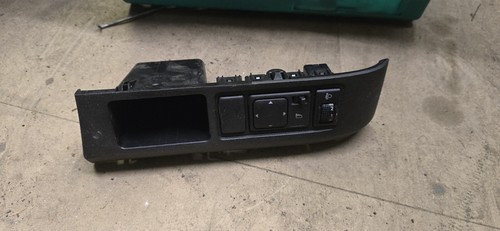 K12 03-2010 NISSAN MICRA SCHEINWERFERSCHALTER UND FLÜGELSPIEGELSTEUERUNG 68485 AX600