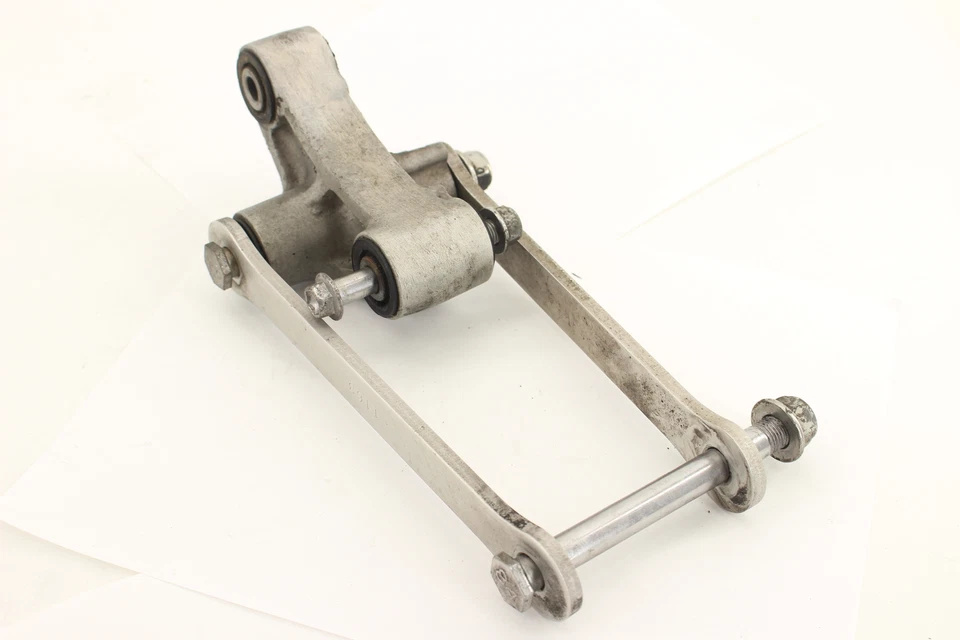 Amortiguador trasero Kawasaki Zzr600 2008 Dogbone enlace 39007-0006 39111-1163 Foto 3 de 4