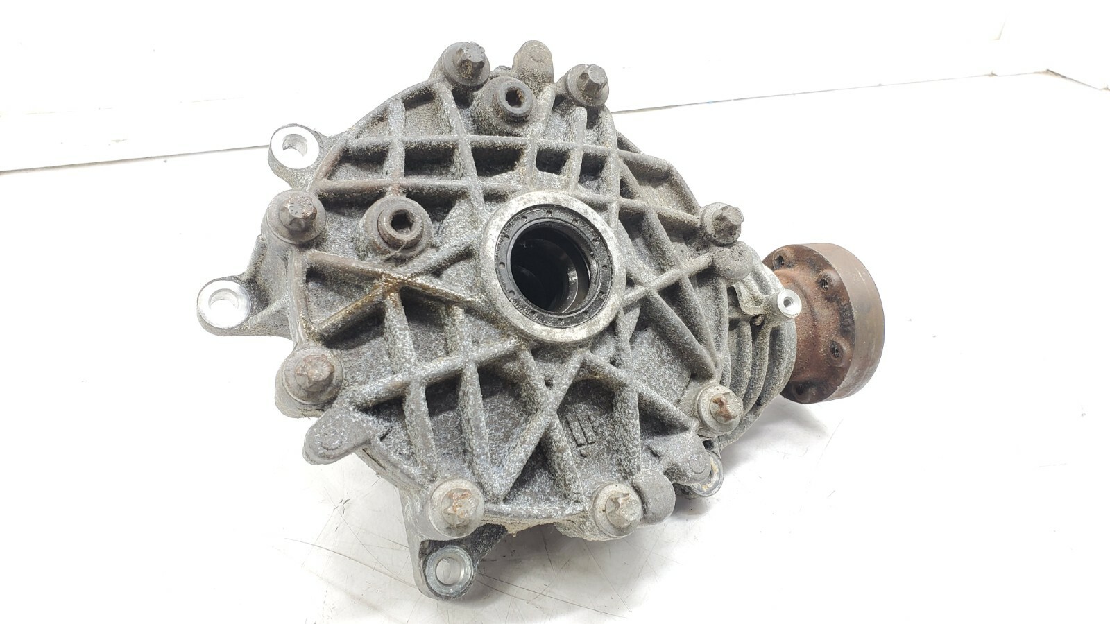 2014-2017 MASERATI GHIBLI 3.0L V6 AWD FRONT DIFFERENTIAL CARRIER GEAR BOX OEM.