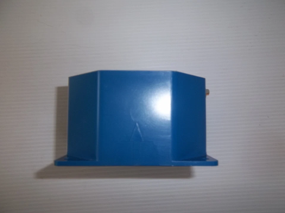 LEM Ultrastab IT 700-S High Accuracy Current Transducer- Outstanding Condition! - Image 4 of 4