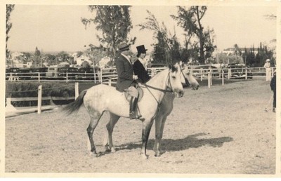 MIKIKIK-P2 -0111 MADAGASKAR TANANARIVE 1. PFERDEWETTBEWERB 1938 FOTOKARTE