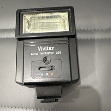 Vivitar Auto Thyristor 225 Shoe Mount Flash for Film Digital Cameras Hot Shoe