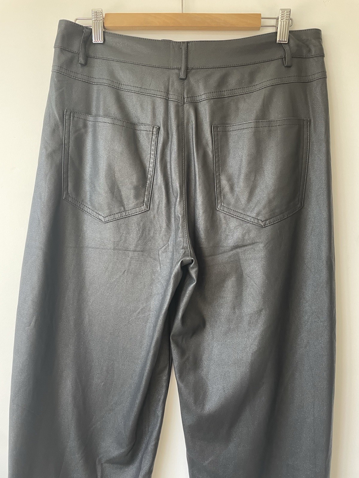 Zara Wet Look High Waisted Cropped Jeans Womens M UK 12 Black Trousers thumbnail 7