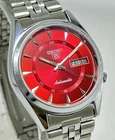 Vintage Seiko 5 Red Dial Day-Date Automatic Movement No.7009A Men Wrist Watch