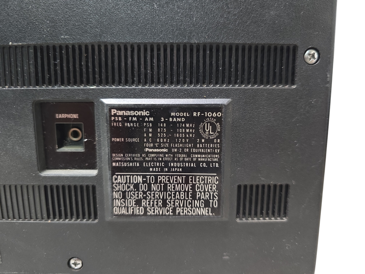 Panasonic RF-1060 3-Band Portable Radio AM FM PSB AC Battery Japan