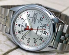 Vintage Seiko 5 White Automatic 17 Jewels Day/Date Japan Men's Wrist Watch 6309