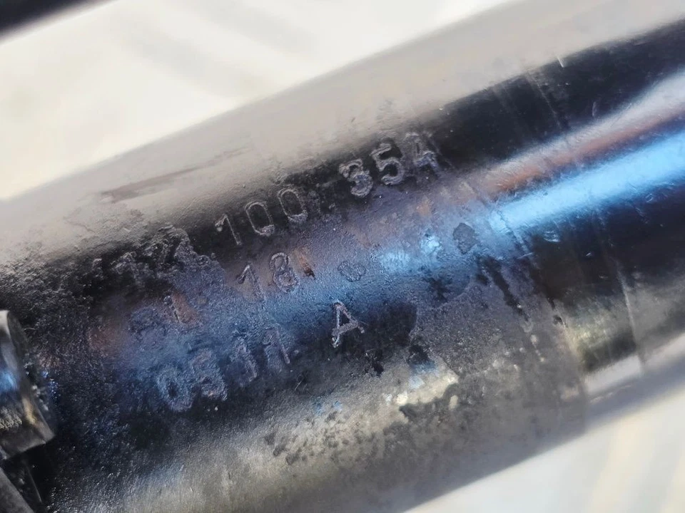 Volkswagen Touareg I 2006 árbol de levas VANOS distribución válvula salenoide 066109210 k Foto 4 de 4