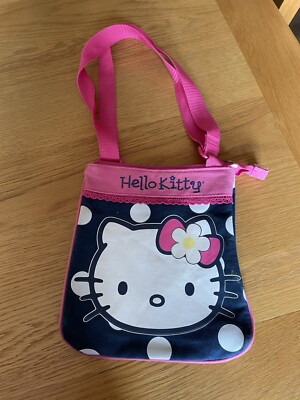   Entzückende Hello Kitty rote Kindertasche!   
