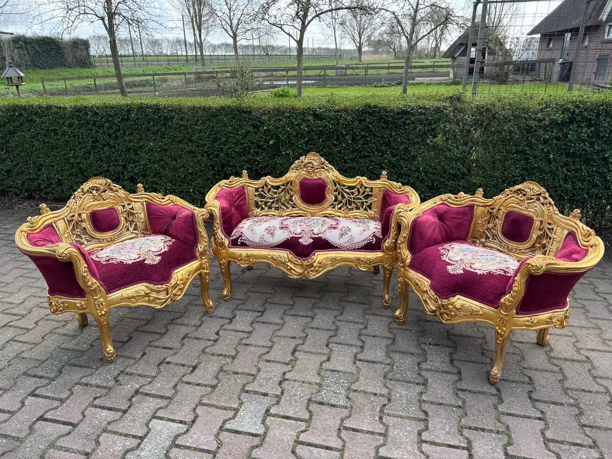 Red Post - 1950 Time Period Manufactured Antique Sofas & Chaises