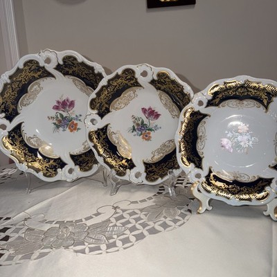 VINTAGE ECHT WEIMAR COBALT PORCELAIN SET OF 3 BOWLS RICH GOLD LACE GERMANY