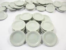 20x30mm White Scallop Plate Dish Dollhouse Miniatures Ceramic Kitchenware 10876