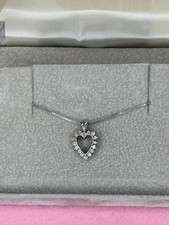 White Gold Round Diamond Heart Shaped Outline Pendant - Necklace