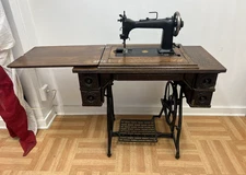 WHEELER & WILSON #9 SEWING MACHINE Cast Iron Treadle Base table head cover stand