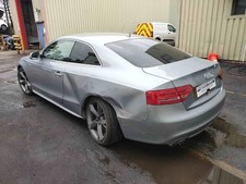 AUDI A5 S-LINE 2.0TDI CAH BREAKING GEARBOX LLQ 6SP MANUAL SILVER LX7V 2009