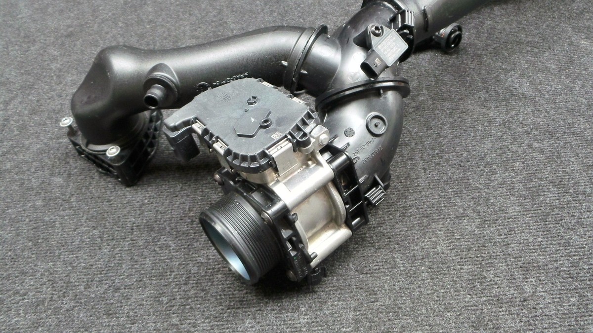 Audi RS5 F5 RS4 8W 2.9 TFSI 726km Drosselklappe 06M133062H  