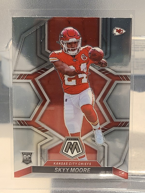 2022 Panini Mosaic Football Skyy Moore Rookie RC #319 - Kansas City Chiefs