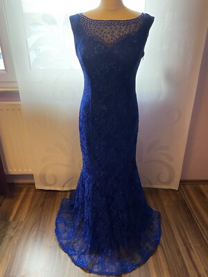 Abendkleid. Elegant mit Modischem Besatz . Größe 38-40