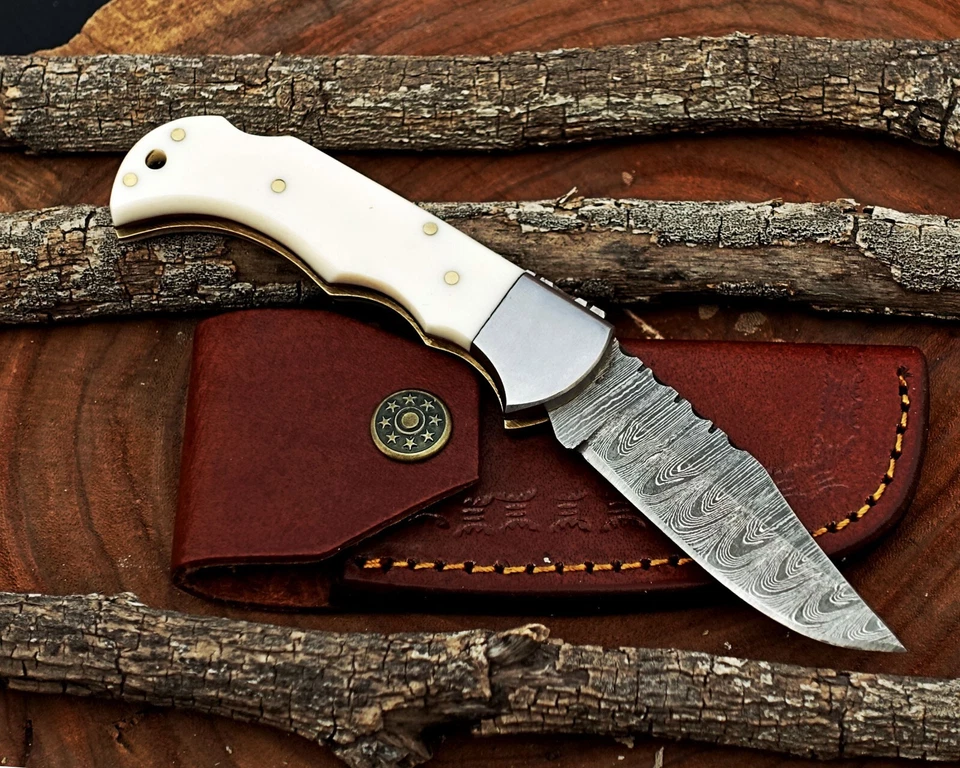 Damascus handmade Back Lock Folding Pocket knife Camping Hunting Knife Pouch - Image 3 of 4