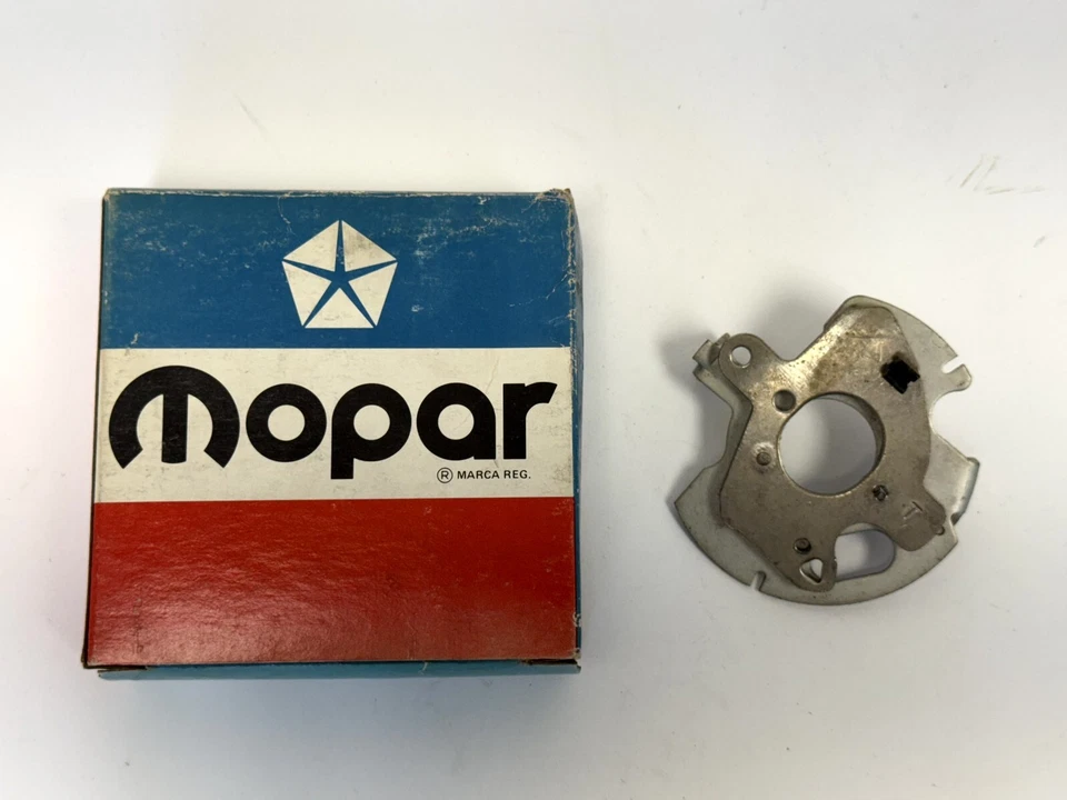 1971-1972 Plymouth Dodge Distributor Pickup Plate 400 440 426 3656023 NOS. - Imagem 3 de 4