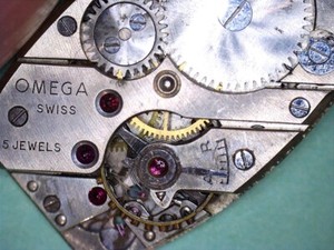 Omega - Tank T17 - Men - 1901-1949 | Barnebys