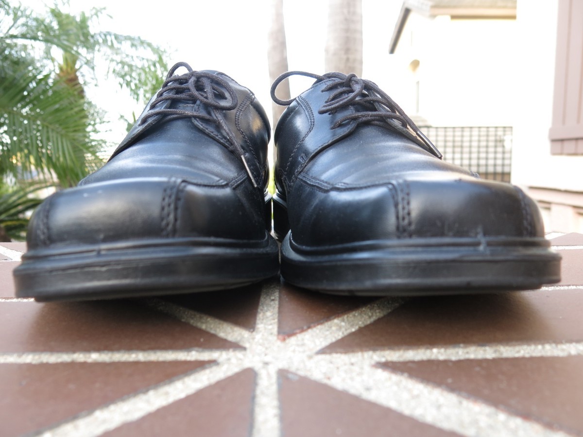 ECCO Men's Dress/Casual Oxford Lace-Up Shoes View 3