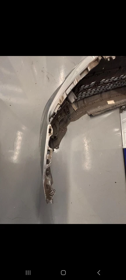 GENUINE VW TIGUAN 2016 2017 2018 2019 FRONT BUMPER P/N 5NA807221 - Image 4 of 4