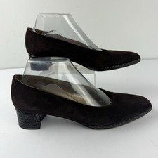 Vintage Stuart Weitzman Womens 8.5AA Brown Microsuede Pump Heel