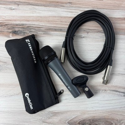 Sennheiser e835 Evolution Cardioid Dynamic Vocal Microphone with XLR Cable Pouch