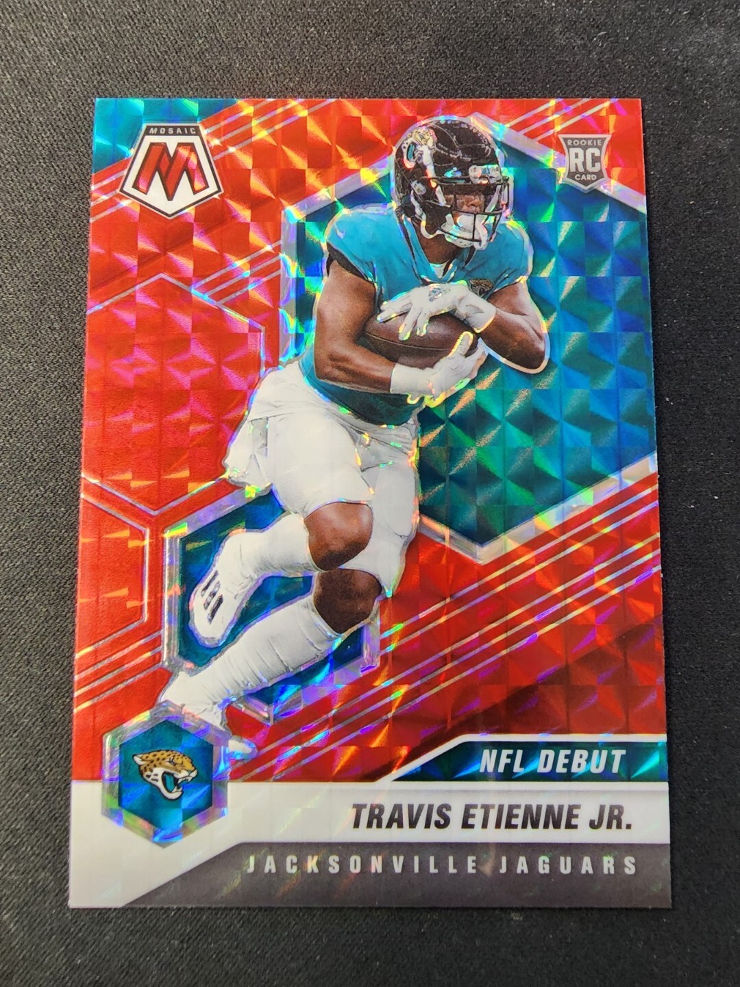Travis Etienne Jr. #253 (RC) - 2021 Mosaic NFL Debut Red Mosaic Prizm Rookie