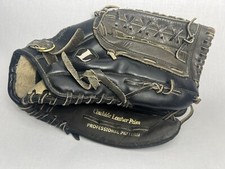 Louisville Slugger Baseball Softball Mitt TSA9 13.5  Black Right Handed