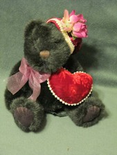 7" Russ Bears from the Past "Dutchess" w/ Victorian Hat Heart Pillow 10145