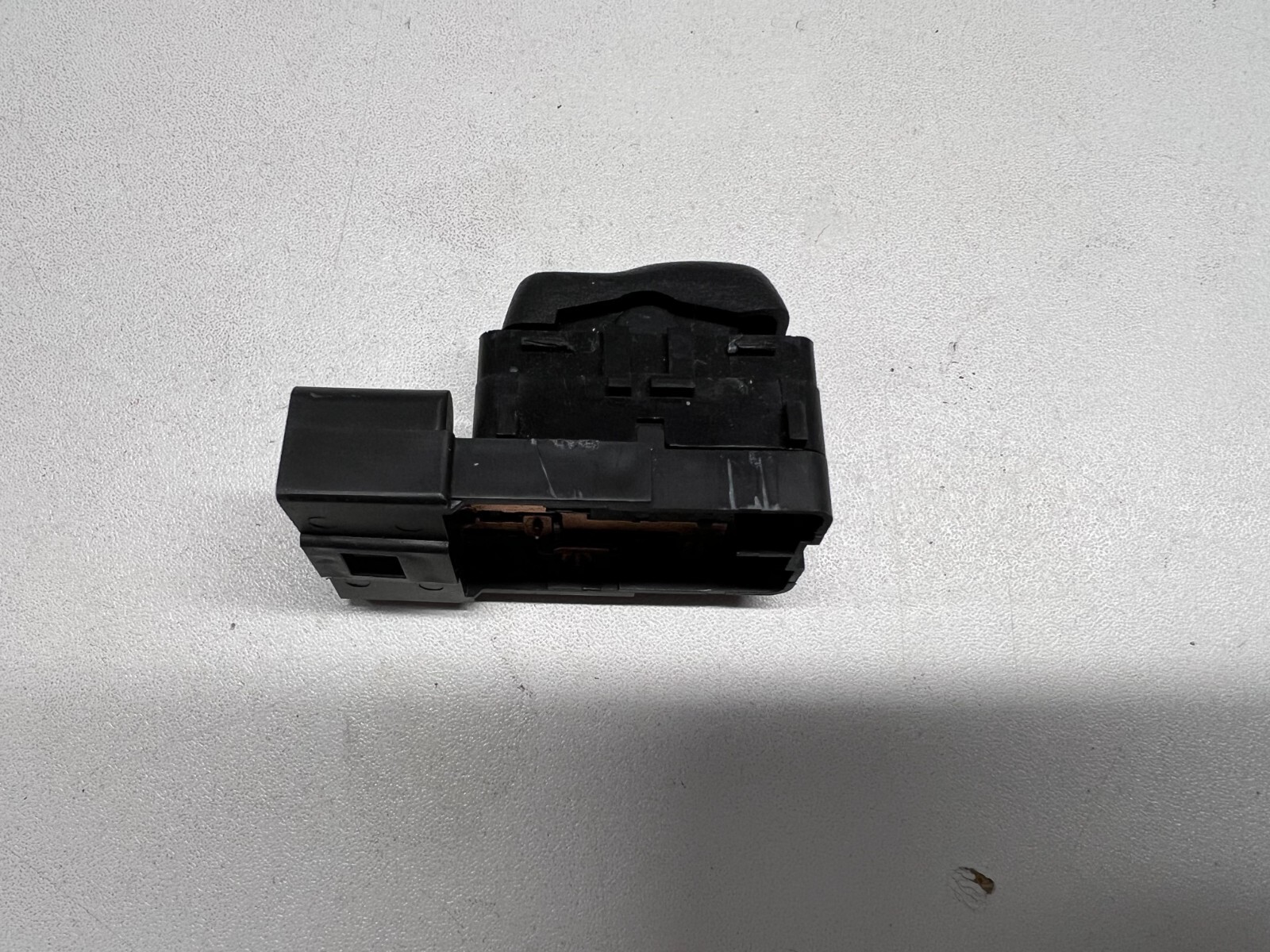 9704 C5 CORVETTE FUEL DOOR RELEASE SWITCH OEM 10276017 eBay