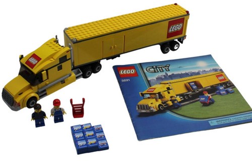 LEGO CITY: Lego City Truck (3221)