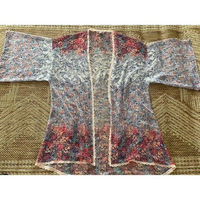 Victoria's Secret floral robe cover-up SZ M/L  Lace detail 