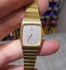Women's Vintage SEIKO Gold Watch w/ New Battery - Works Great! c79
