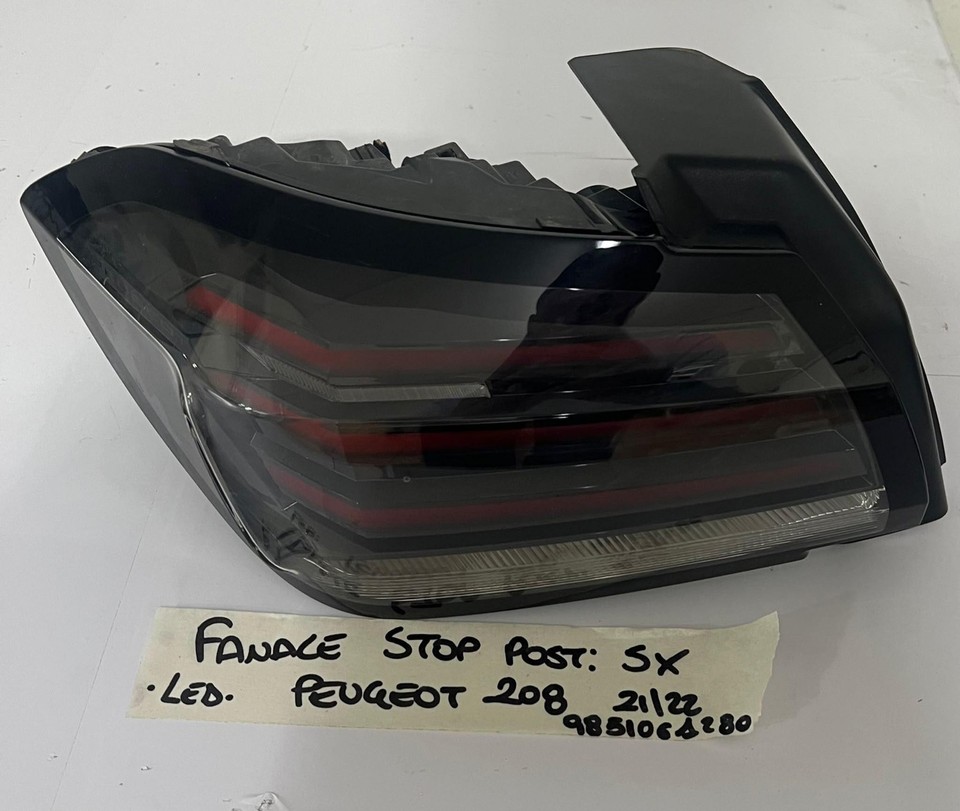 Stop Per STOP FANALE POSTERIORE SINISTRO PER PEUGEOT 208 Serie (19>) | eBay