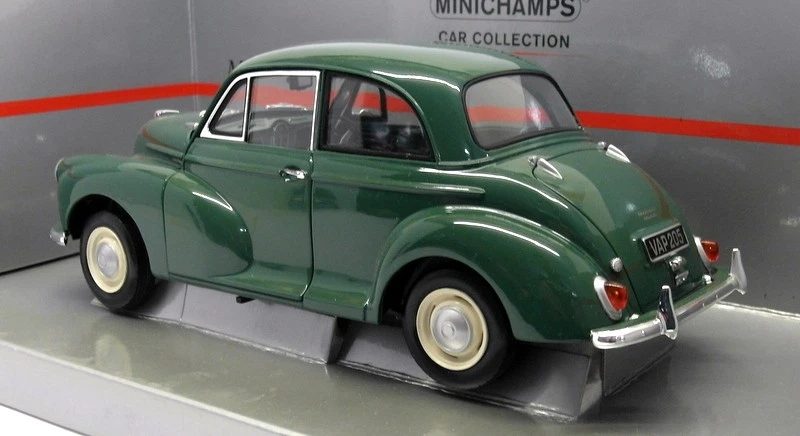 Minichamps 1/18 Scale Diecast 150 137000 - Morris Minor Saloon Green - Image 2 of 4