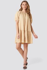 NA-KD women's dress structured tiered mini dress beige, 34