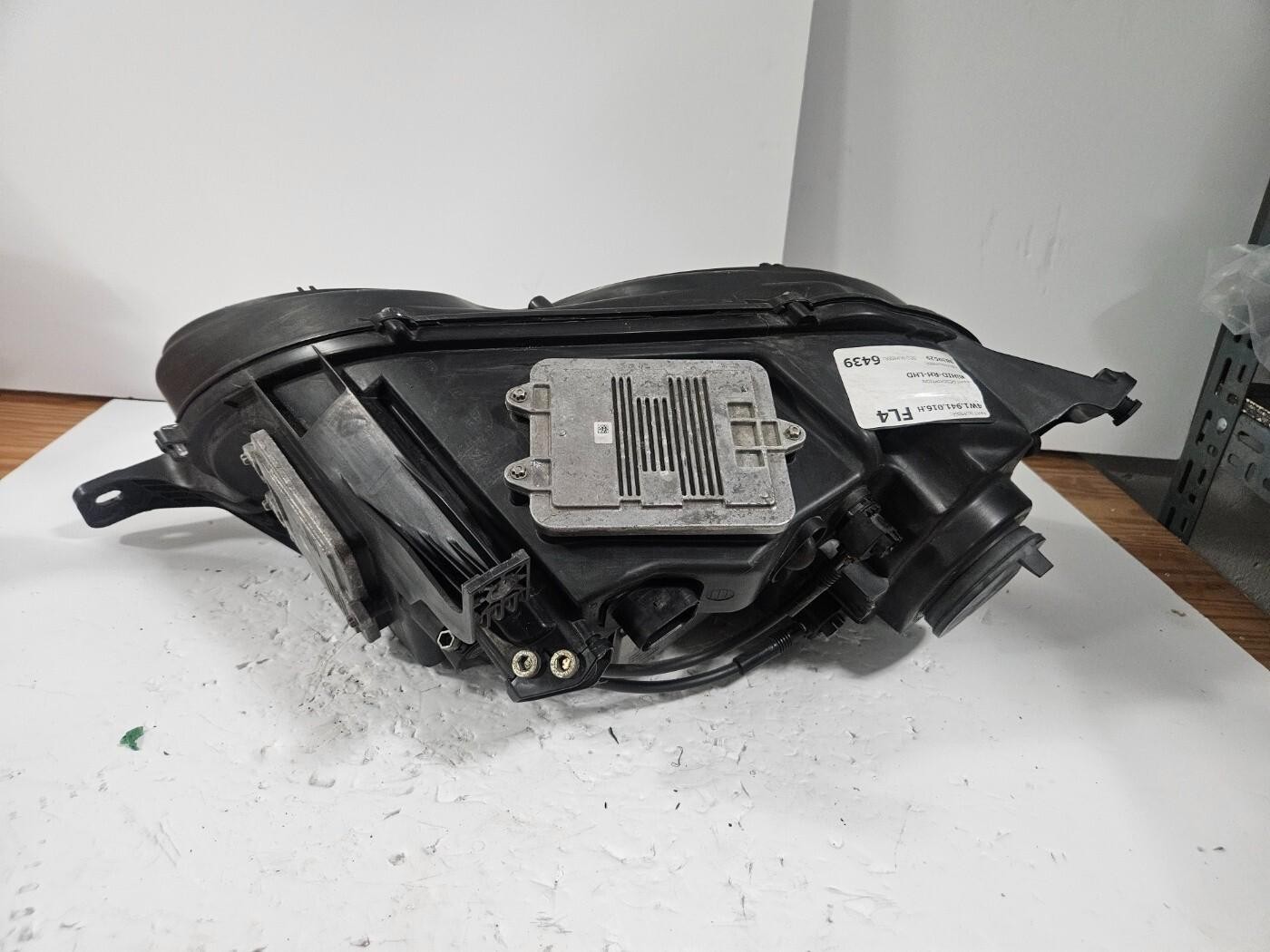 Bentley Flying Spur 2014-2019 Right Headlight P/N 4W1941016H