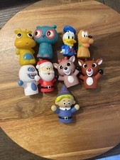 Lot Of 9 Finger Puppets Rudolph, Elf,Santa Clarice Disney And More 