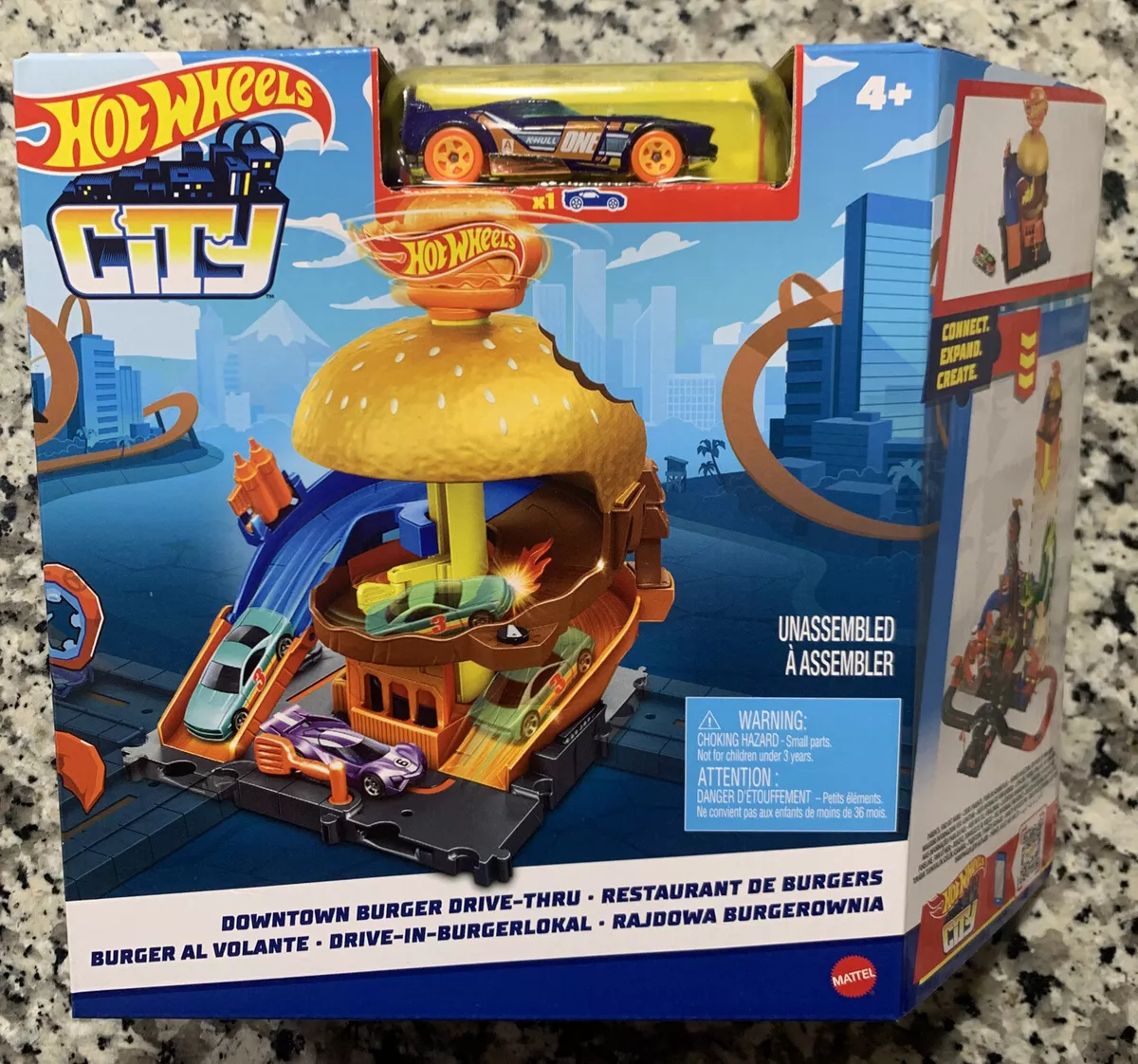 Mattel - Hot Wheels City Downtown Burger Drive-Thru 2022